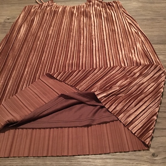 Going out dress - Picture 5 of 5